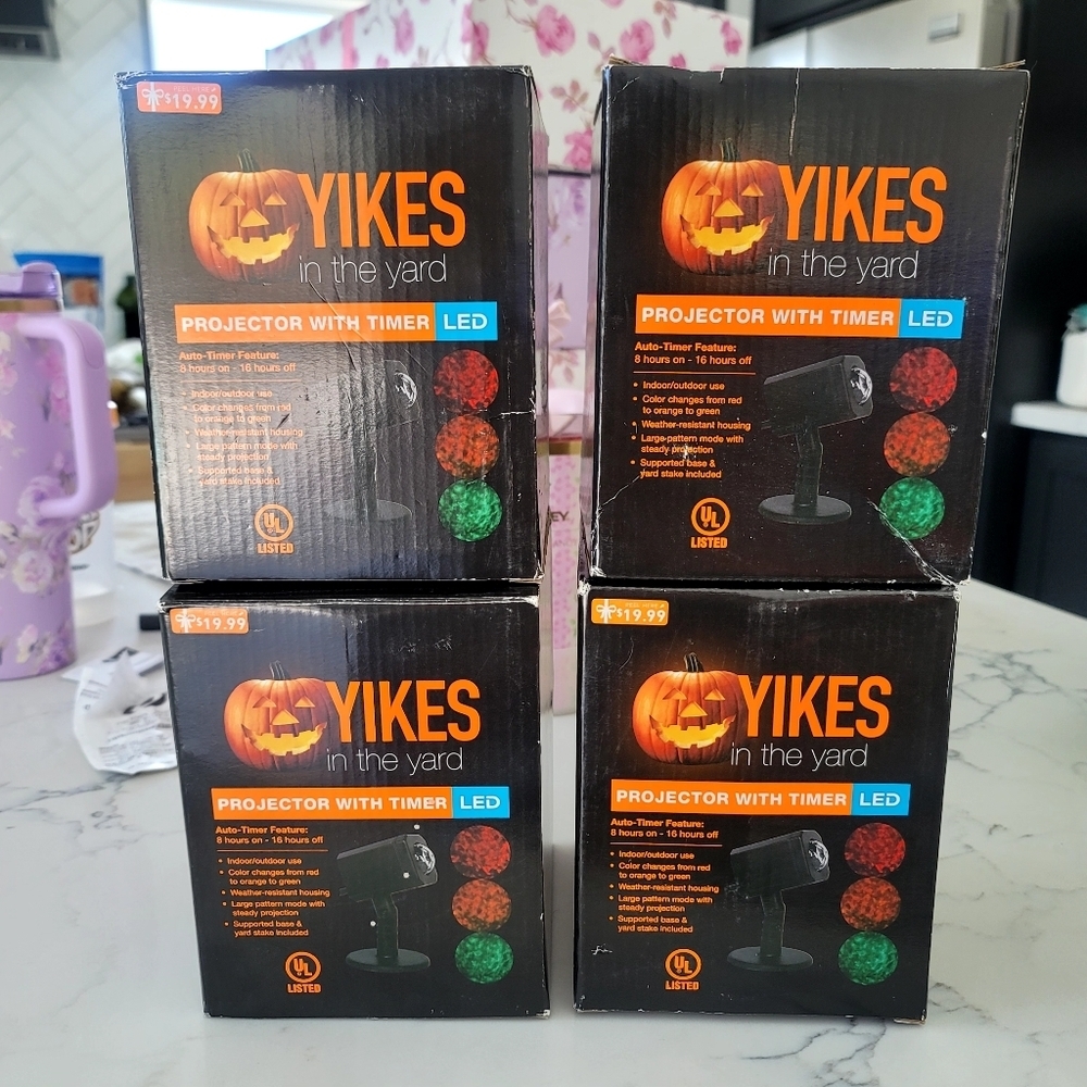 NEW Yikes In The Yard Halloween Projector with timer LED x 4